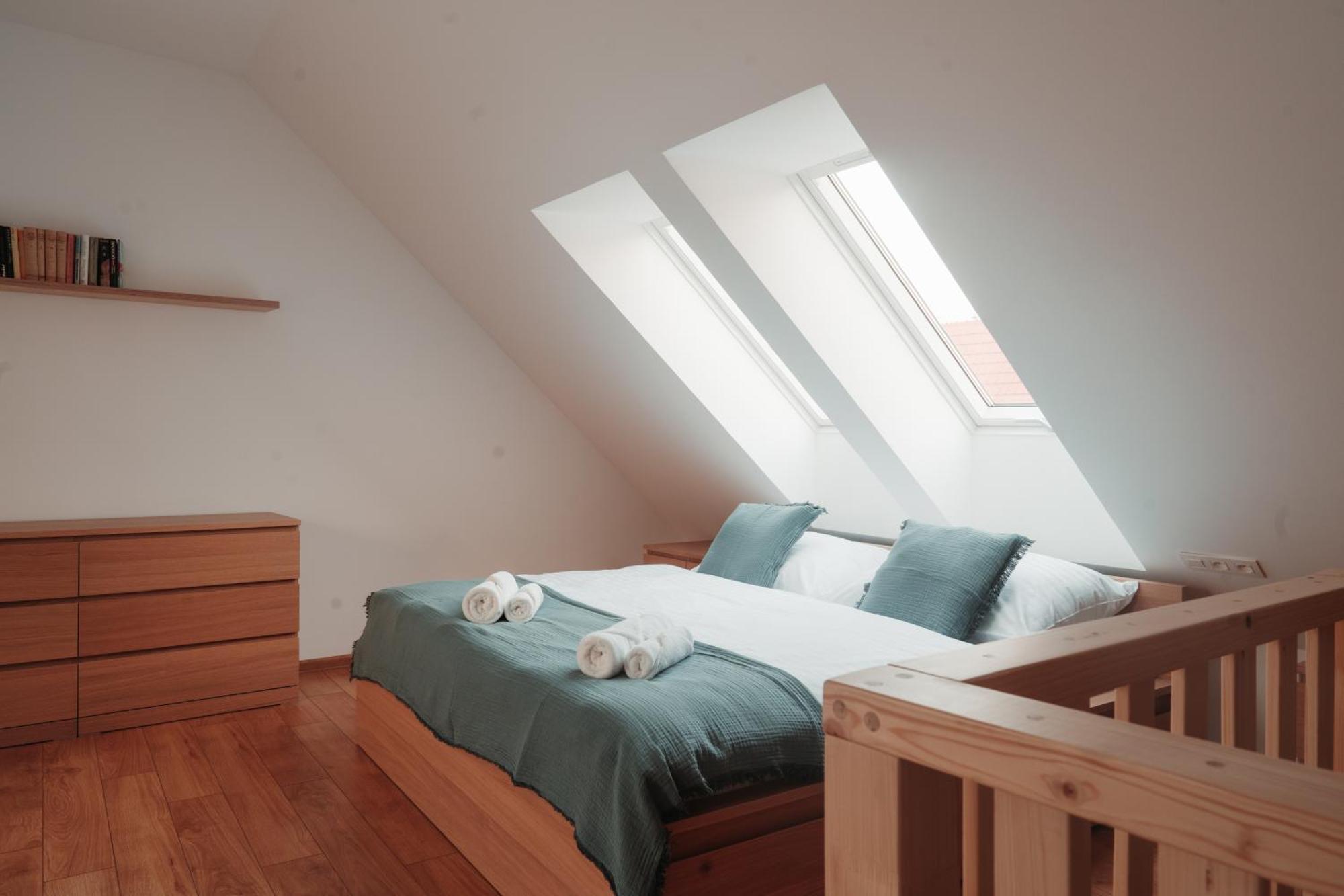 Hviezdoslavova Apartments, Trnava Centre, Parking Available Exterior photo